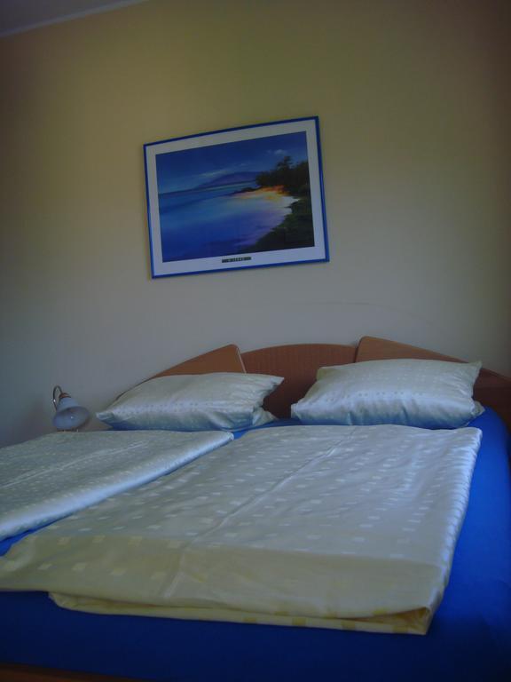 Ferienwohnung Christian Am Ossiachersee 보덴스도르프 외부 사진